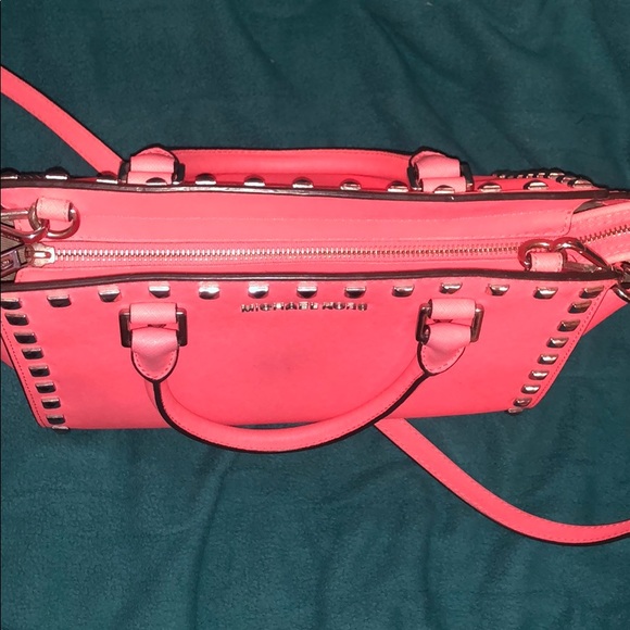 Michael Kors Coral Selma Studded - Picture 5 of 8